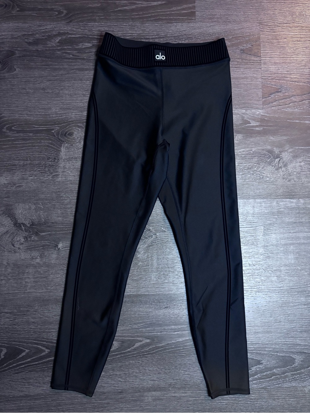Alo Yoga Airlift High-Waisted 7/8 Lined Up Leggings Small - NWOT